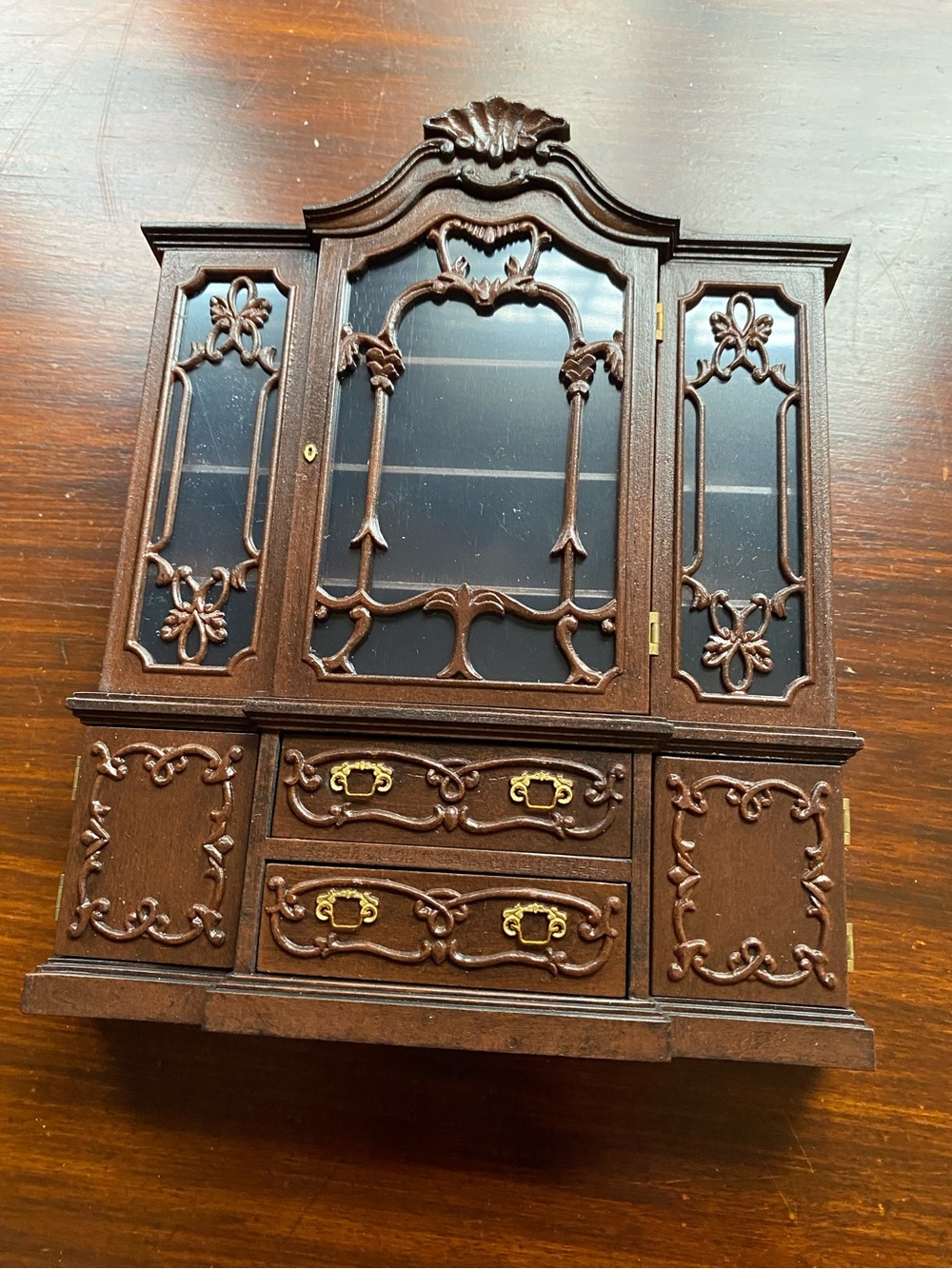 Goebel Hummelwerk Butterfly Collection The Chippendale Drawing Room Breakfront